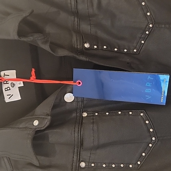 VBRT Brand new with tags Jumpsuit! So unique and stylish - Picture 4 of 7